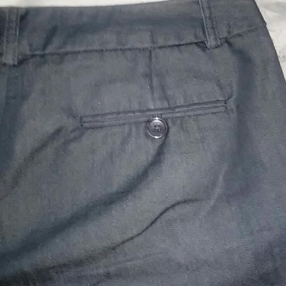 CASUAL SHORTS - Picture 3 of 6